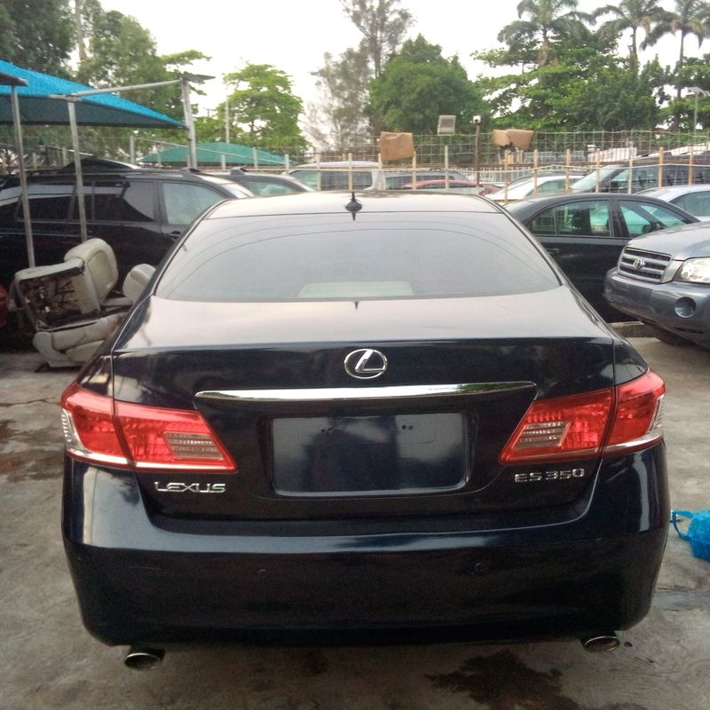 Thumbnail 3 of 2011 Lexus ES